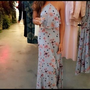 Beautiful dress for all occasions.